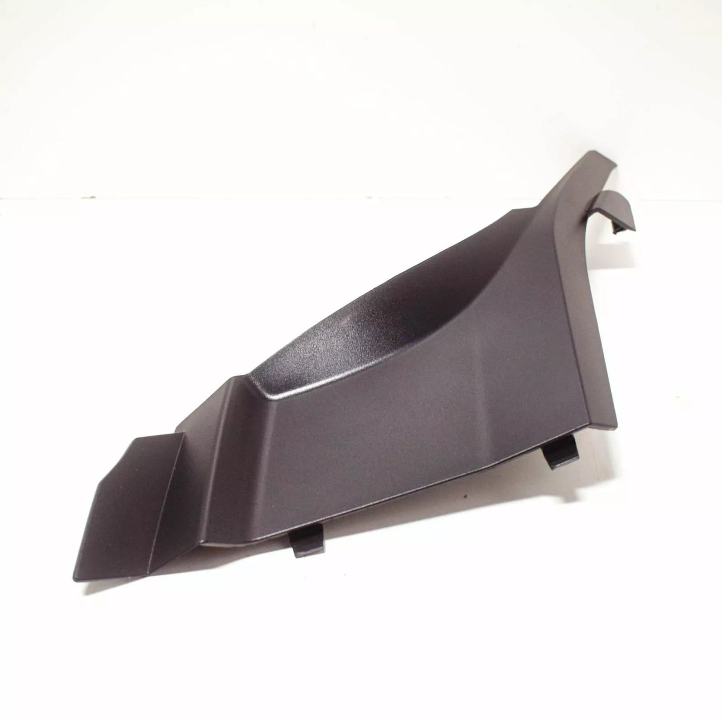 NEW AUDI TT 8J FRONT BUMPER CENTER GRILLE RIGHT COVER 8J0807082B