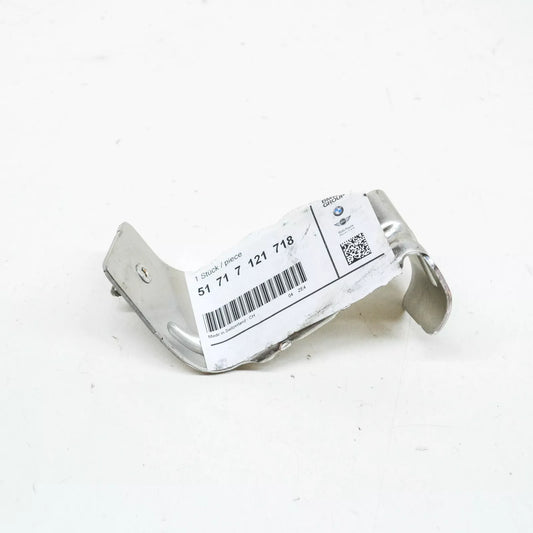 NEW BMW 5 E60 CENTER UNDERBODY PANELLING BRACKET 51717121718 ORIGINAL