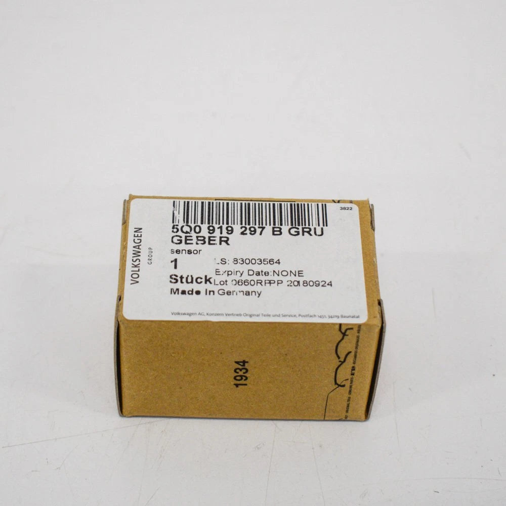 NEW AUDI TT FV 8S FRONT PARKING SENSOR 5Q0919297BGRU ORIGINAL