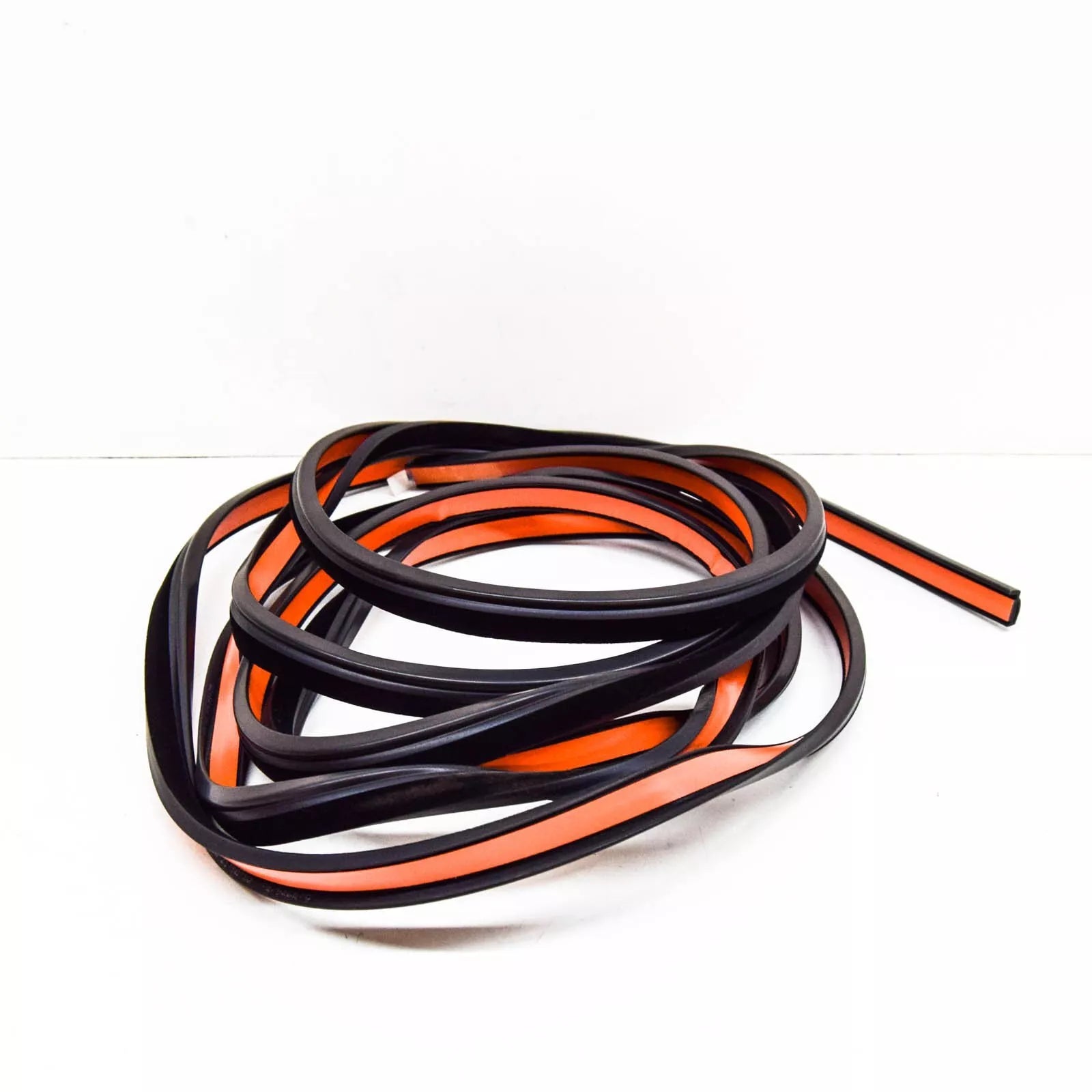 NEW BMW 5 TOURING E34 SLIDING LIFTING ROOF GASKET COVER 54128133642 ORIGINAL