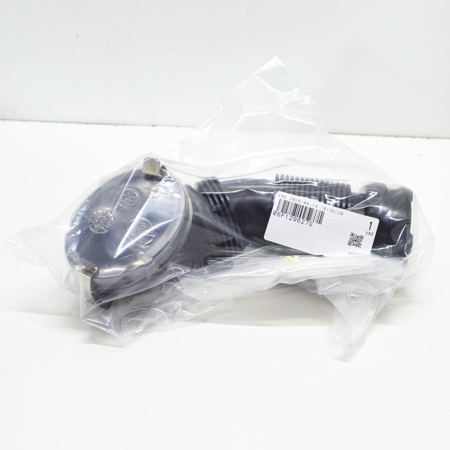 NEW AUDI A3 8P AIR INTAKE PIPE 06F129627G ORIGINAL