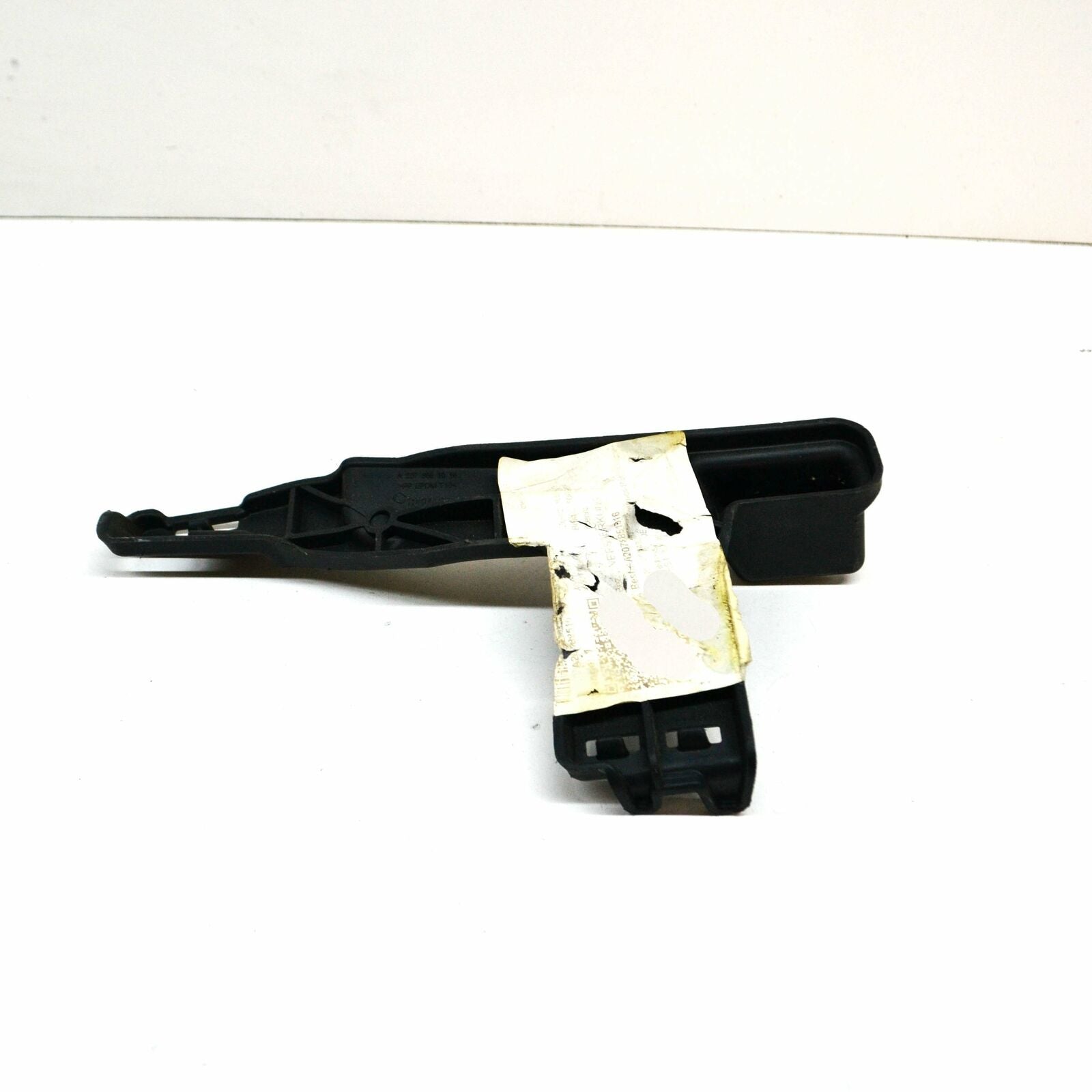 NEW MERCEDES-BENZ E COUPE C207 FRONT RIGHT BUMPER BRACKET A2078851016 ORIGINAL