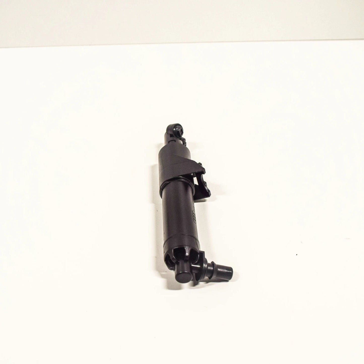 NEW AUDI A5 8W6 RIGHT SIDE HEADLIGHT WASHER NOZZLE SPRAY 8W6955102A