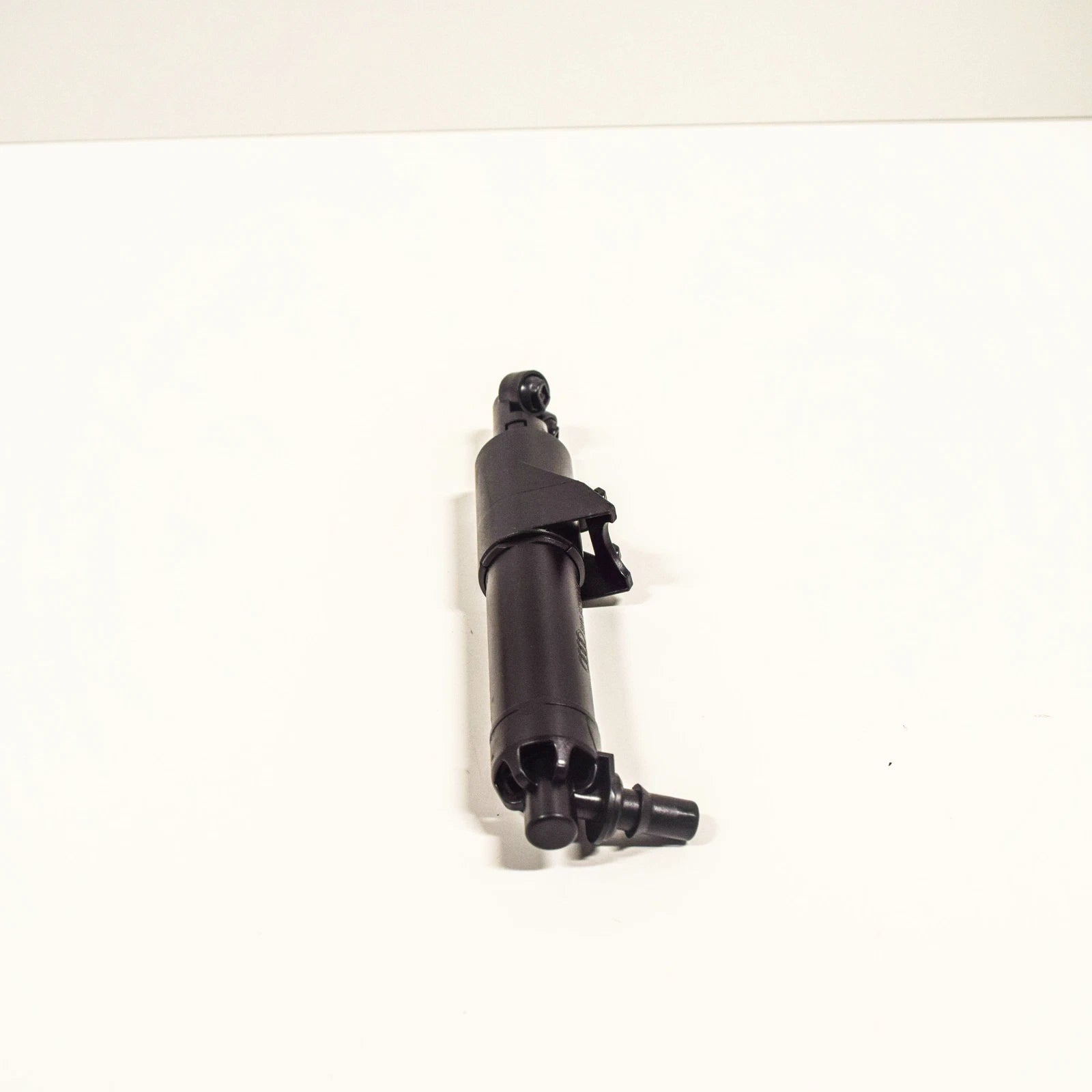 NEW AUDI A5 8W6 RIGHT SIDE HEADLIGHT WASHER NOZZLE SPRAY 8W6955102A