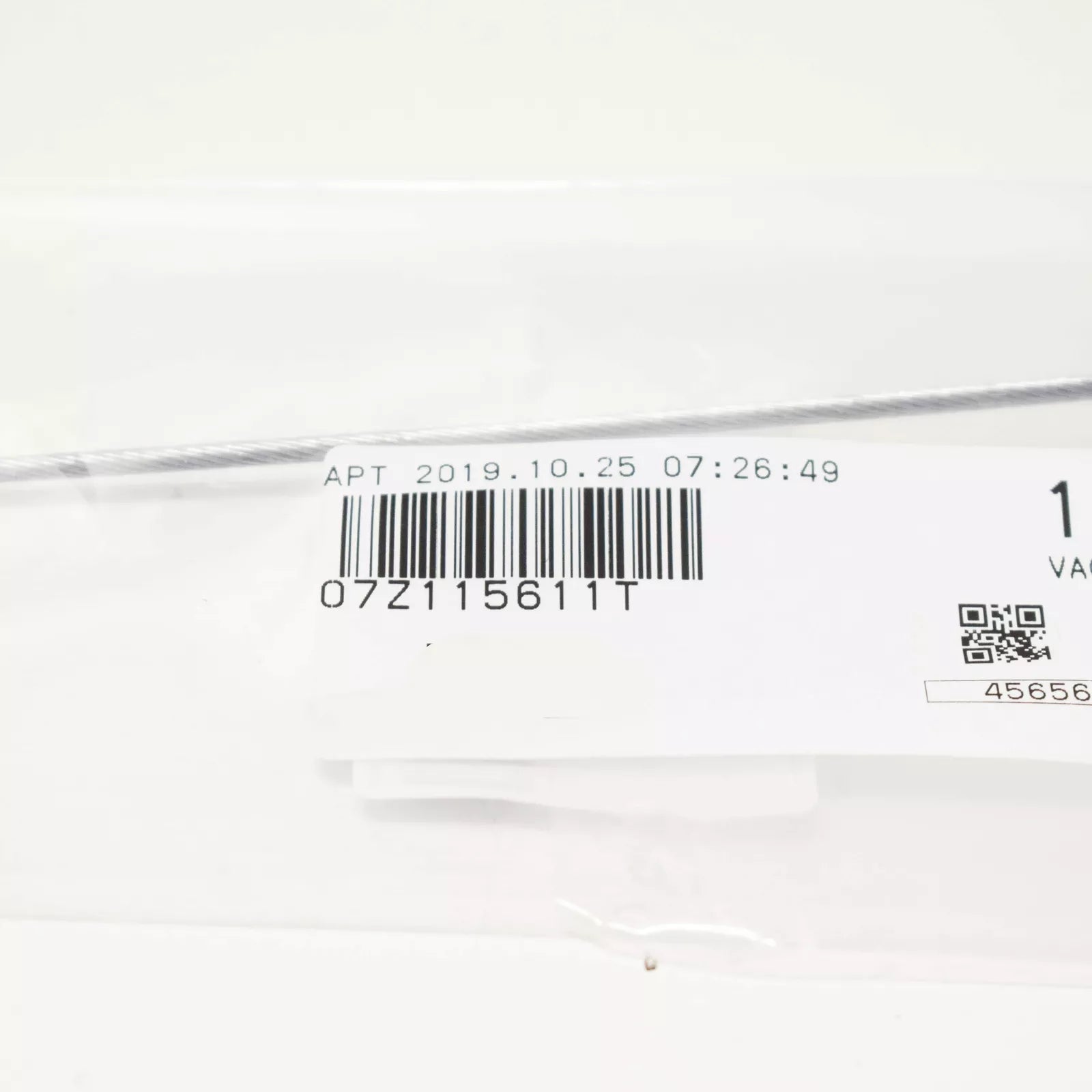 NEW VOLKSWAGEN TOUAREG 7L OIL DIPSTICK 07Z115611T ORIGINAL