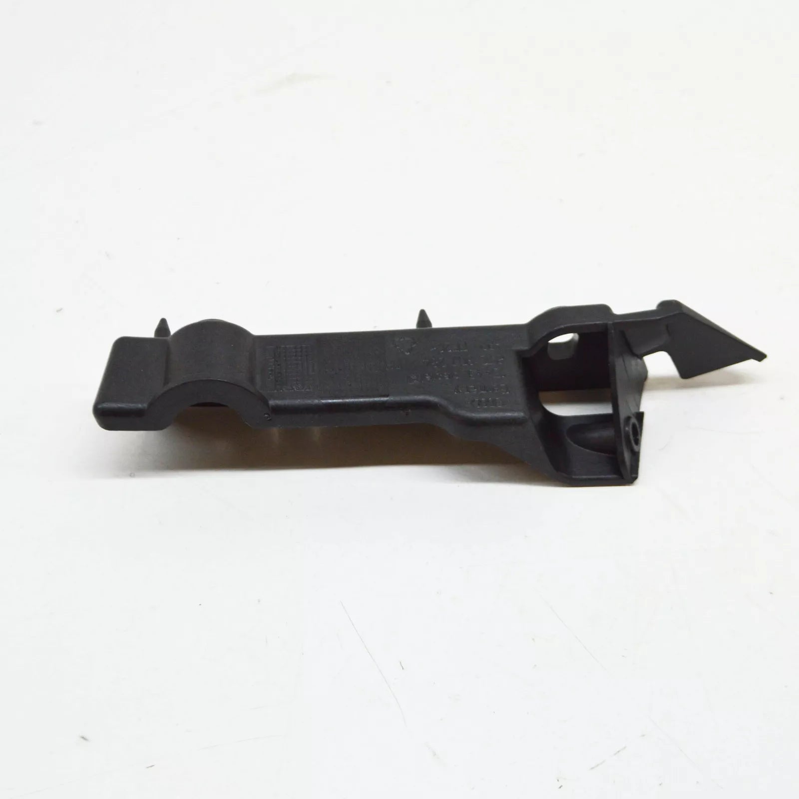 NEW AUDI A5 S5 8T FRONT BUMPER CARRIER RIGHT GUIDE PIECE 8T0807284C