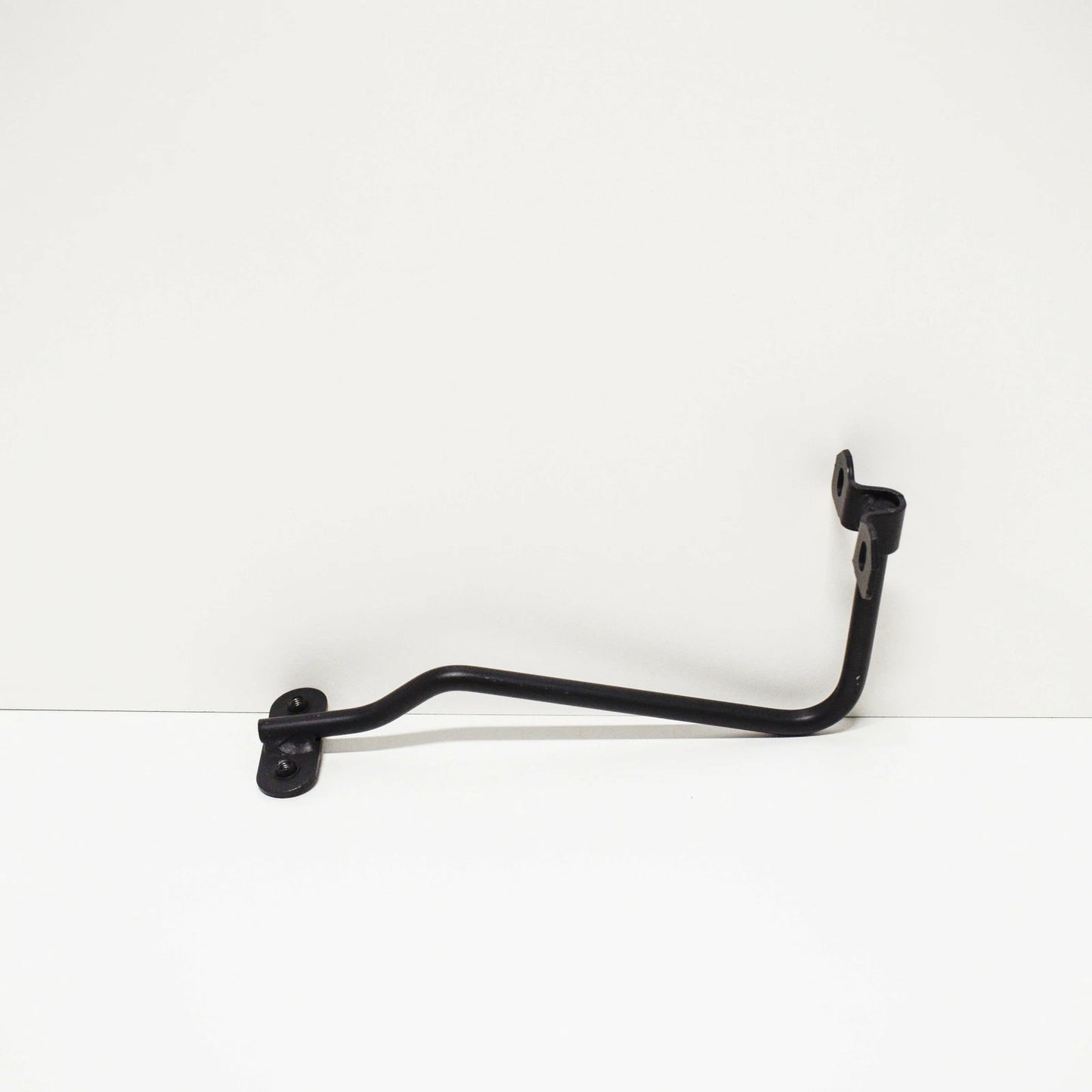 NEW MERCEDES-BENZ E W212 RADIATOR CORE CENTER BRACKET A2128980232 ORIGINAL