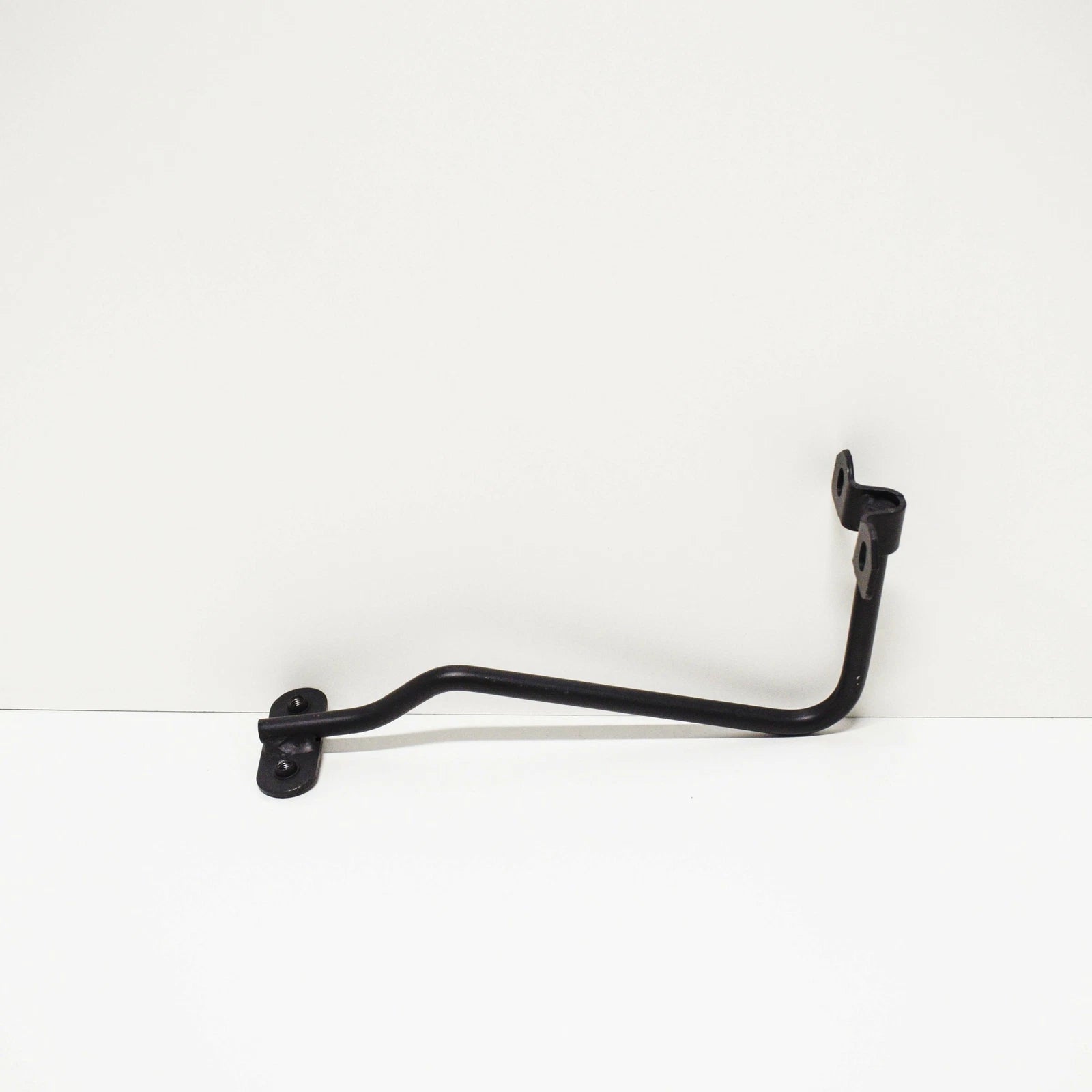 NEW MERCEDES-BENZ E W212 RADIATOR CORE CENTER BRACKET A2128980232 ORIGINAL