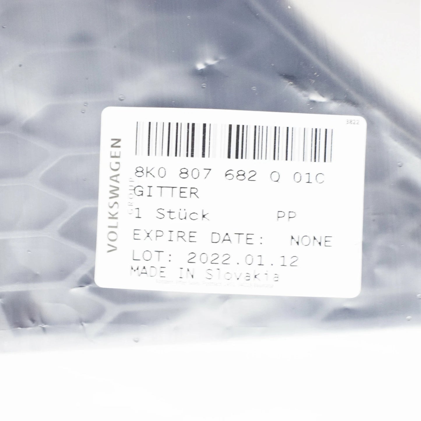 NEW AUDI A4 B8 FRONT BUMPER RIGHT FOG LIGHT GRILLE  8K0807682Q01C 2014