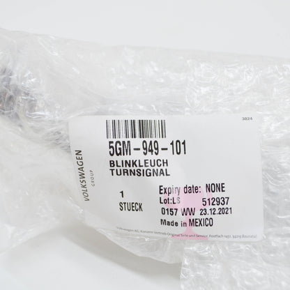 NEW VW GOLF 5G MK7 FRONT LEFT DOOR MIRROR TURN INDICATOR 5GM949101 ORIGINAL