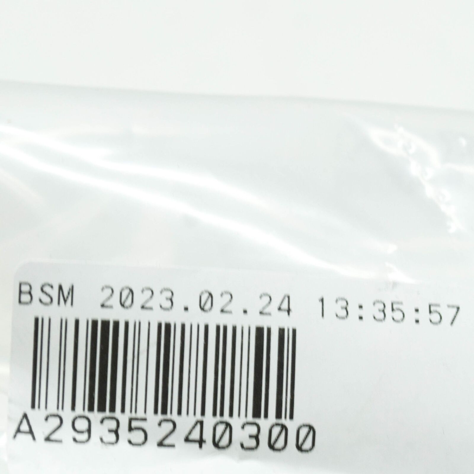 new mercedes-benz eqc front left engine compartment bracket a2935240300 original