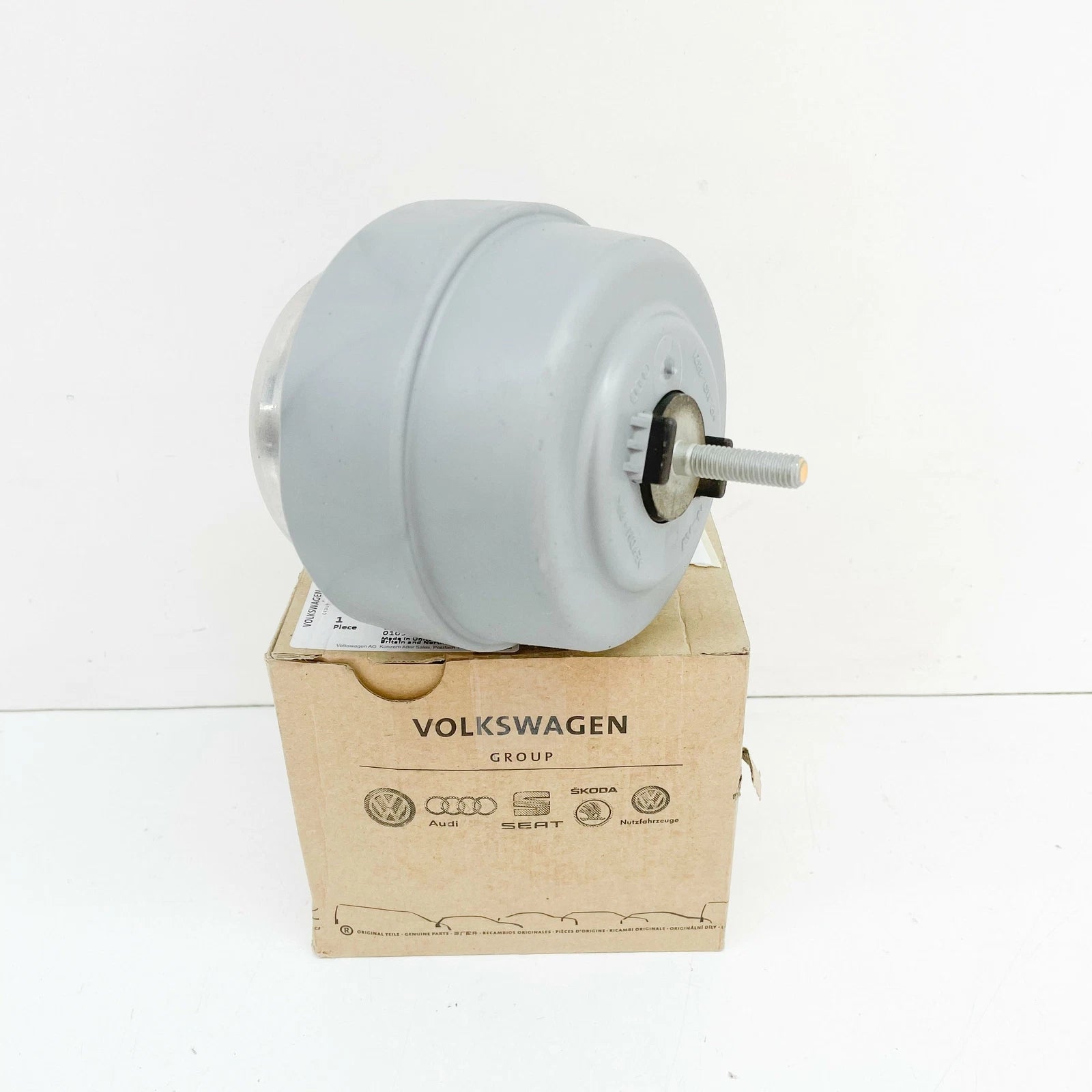 NEW AUDI A4 AVANT B7 HYDRO-MOUNTING RIGHT 8E0199382AJ ORIGINAL