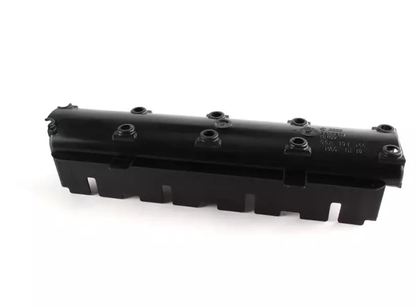 NEW VOLKSWAGEN BEETLE 9C CAMSHAFT OIL DEFLECTOR 06A103544 ORIGINAL