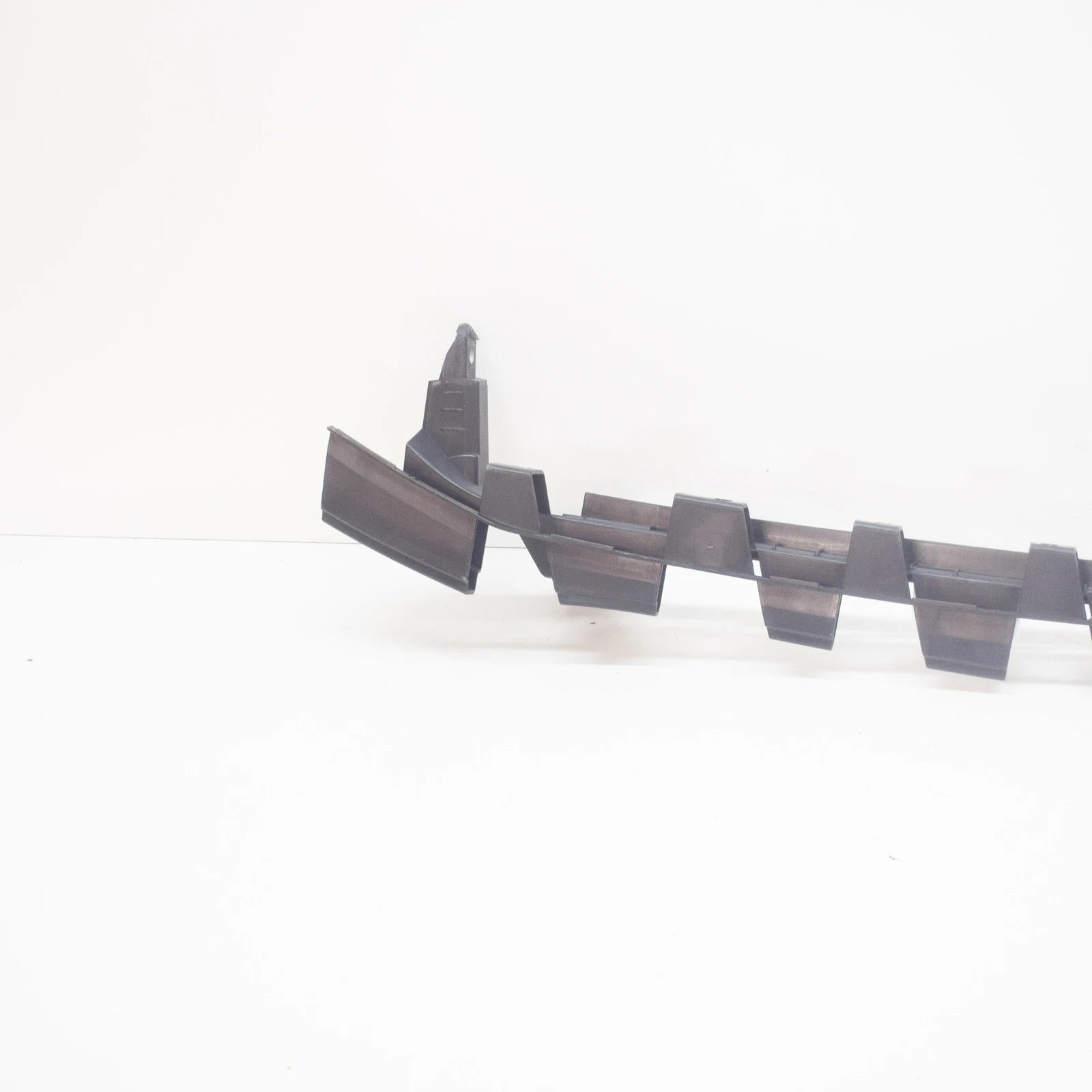 NEW MB CLS C218 FRONT BUMPER BOTTOM BASIC MOUNTING A2188853165 ORIGINAL