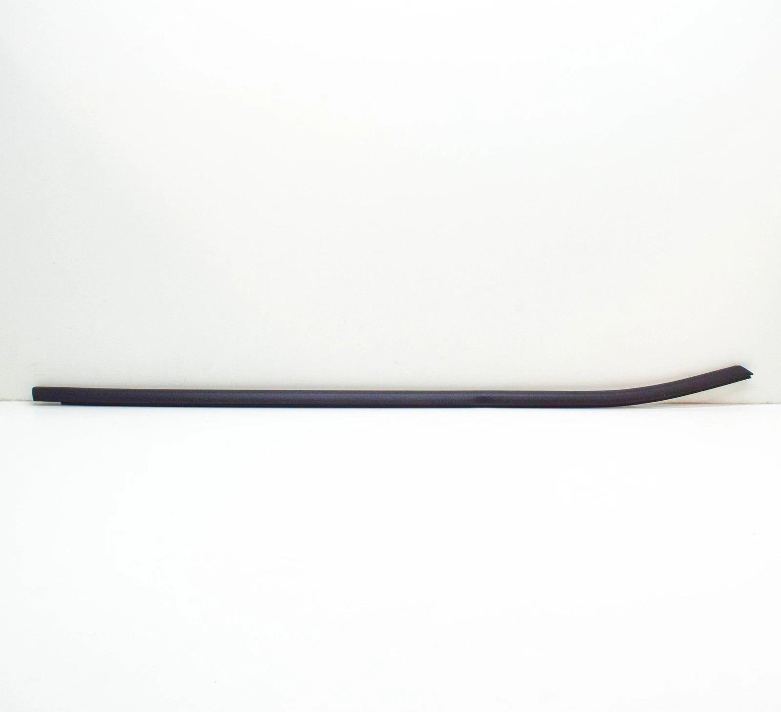 NEW BMW X3 F25 FRONT RIGHT EXTERIOR DOOR WINDOW WEATHERSTRIP 51337317906