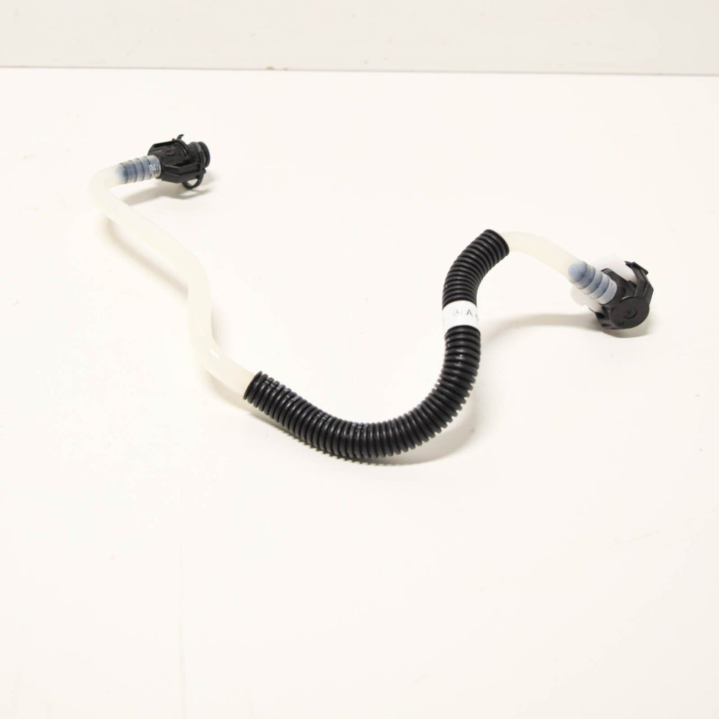NEW MERCEDES-BENZ SPRINTER 903 FUEL PIPE LINE A6110701932 ORIGINAL