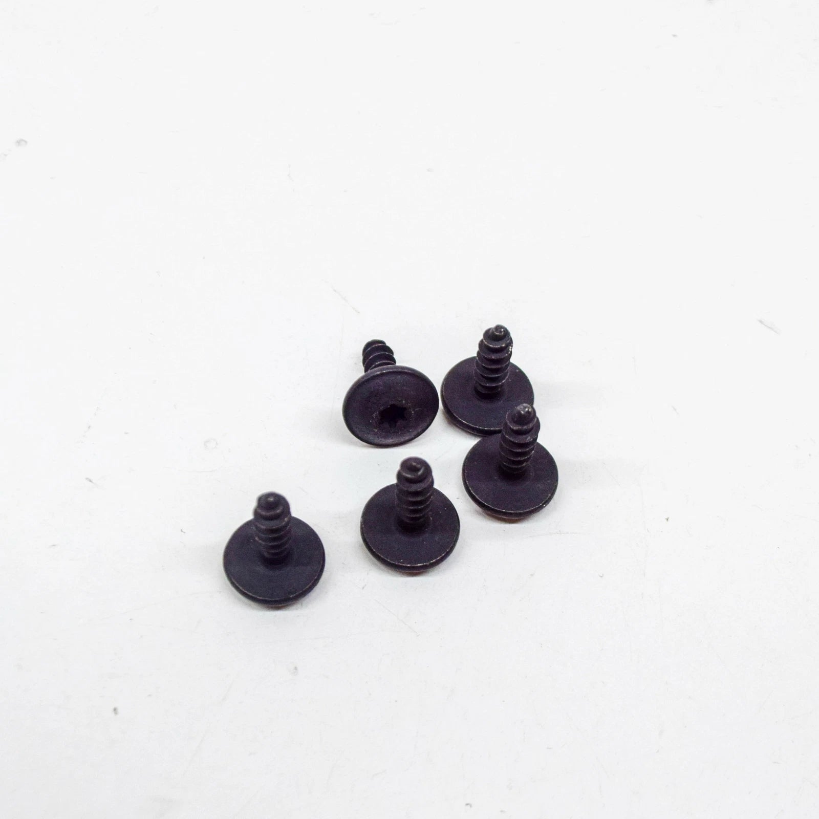 NEW AUDI TT 8S MK3 FRONT FENDER WHEELHOUSE LINER MOUNT KIT 8S0098629