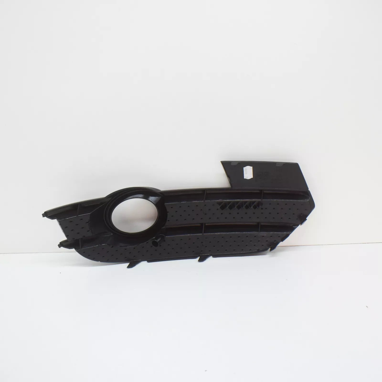 NEW AUDI Q3 8U FRONT BUMPER LEFT FOG LIGHT GRILLE 8U0807681ASP9