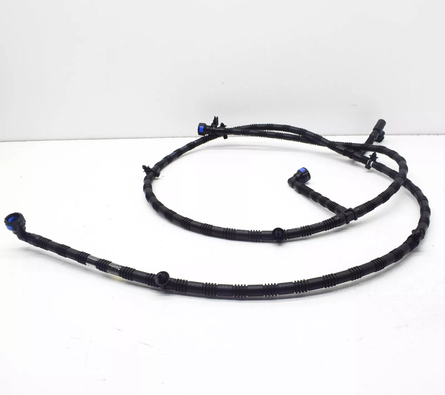 NEW AUDI Q7 4M FRONT HEADLIGHT WASHER NOZZLE HOSE 4M0955970D