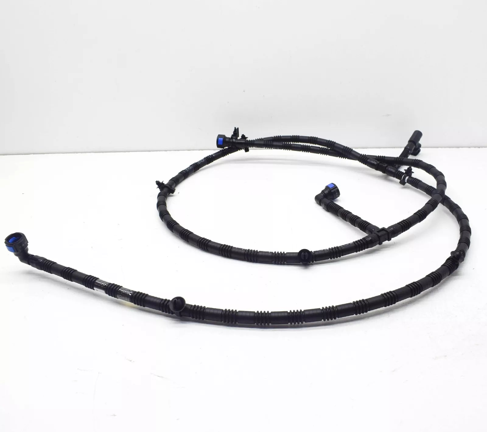 NEW AUDI Q7 4M FRONT HEADLIGHT WASHER NOZZLE HOSE 4M0955970D