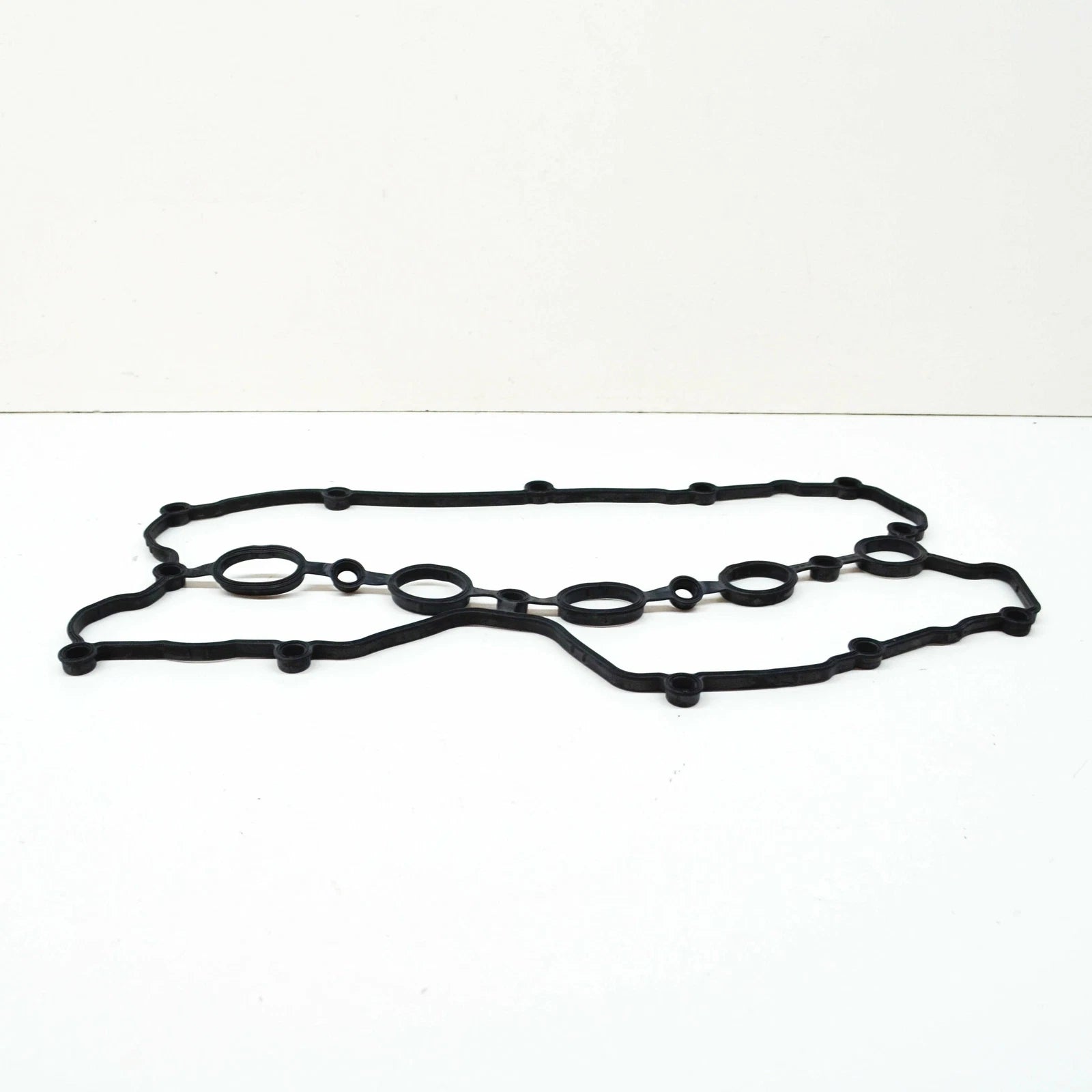 NEW AUDI A6 C6 LEFT VALVE COVER GASKET SEAL 07L103483J