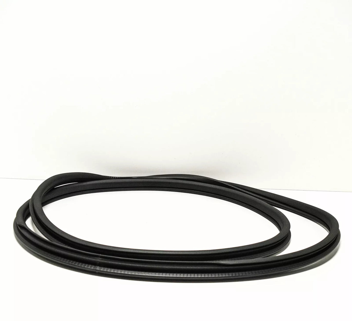 NEW MERCEDES-BENZ GLK-CLASS X204 FRONT DOOR SEAL RUBBER A2046970751289G90