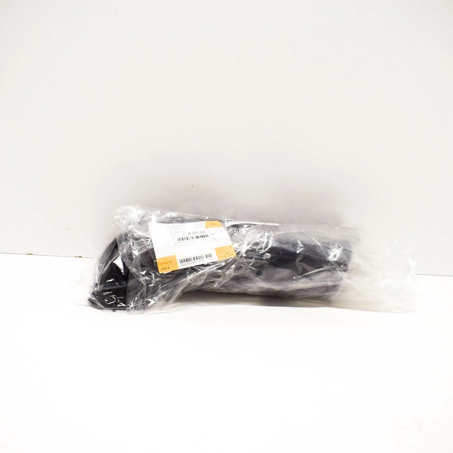 NEW BMW 3 G20 AIR INTAKE DUCT 13718635103 8635103 ORIGINAL