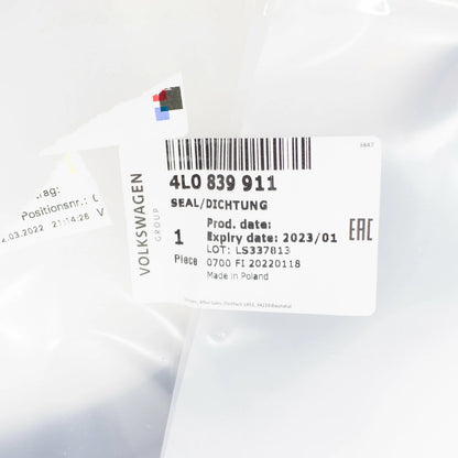 NEW AUDI Q7 4L REAR OUTER DOOR SEAL LEFT SELF-ADHESIVE 4L0839911 ORIGINAL