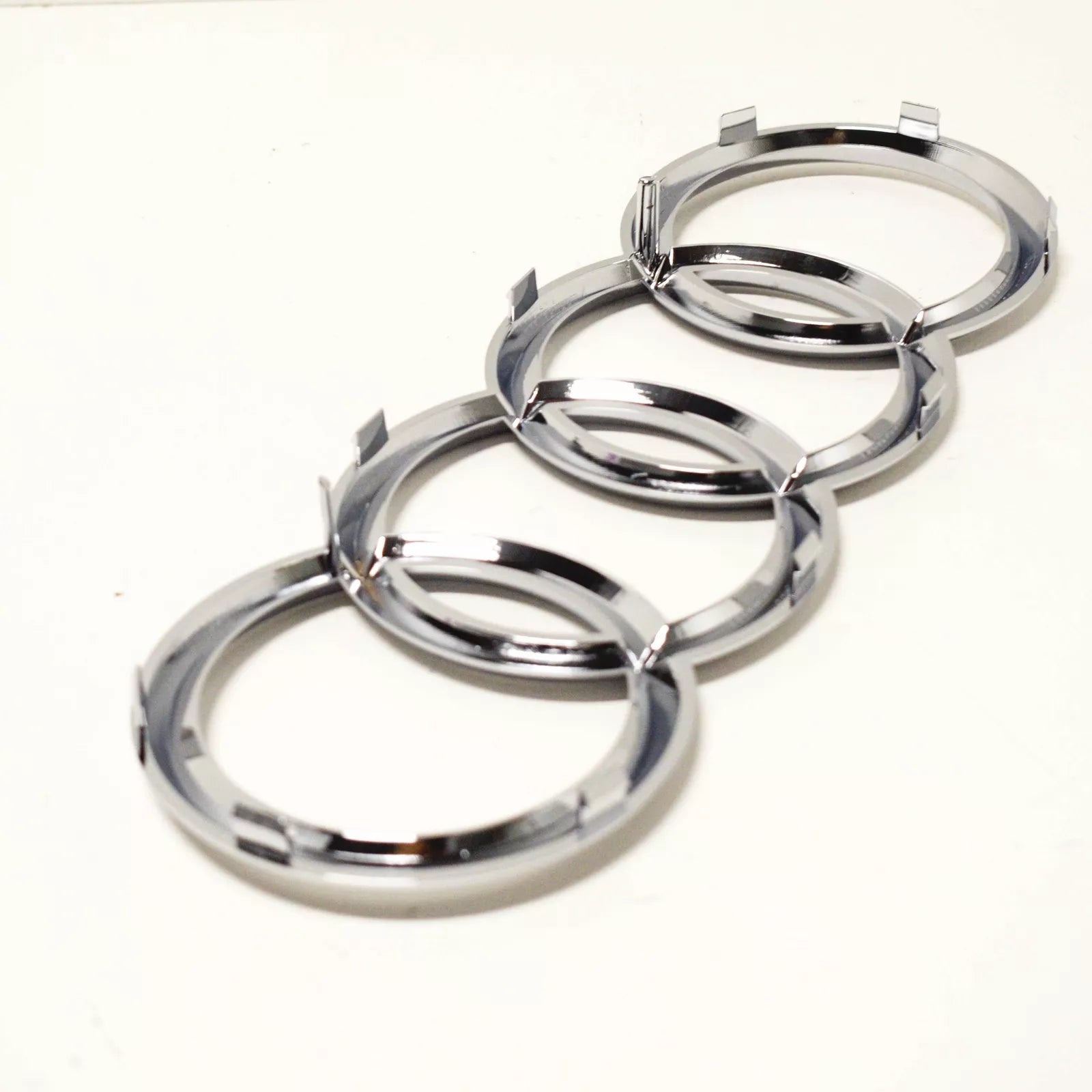 NEW AUDI A7 4G FRONT GRILLE EMBLEM 4H0853605C2ZZ ORIGINAL