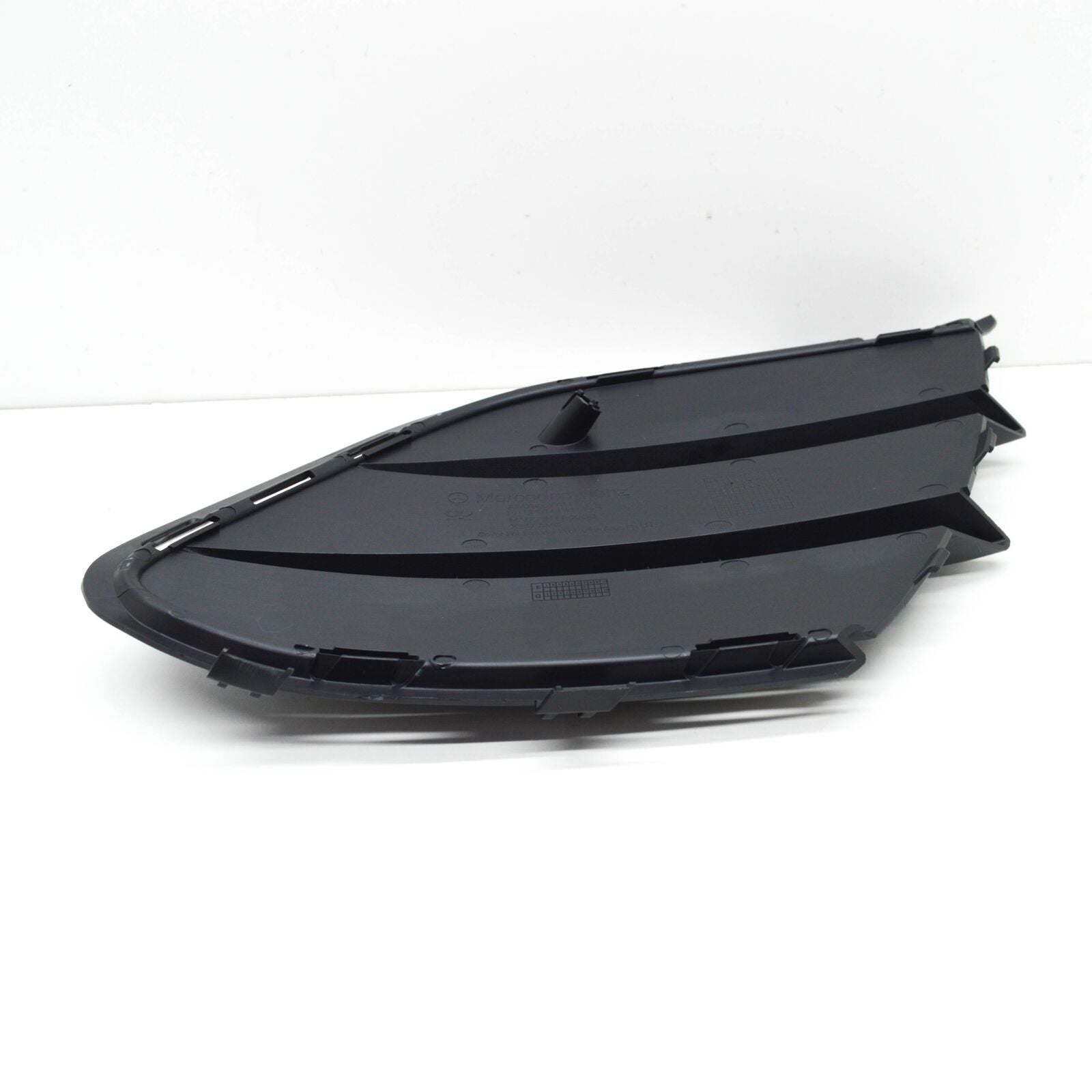 NEW MB GLB X247 FRONT BUMPER LEFT LOWER GRILLE COVER A2478857703 ORIGINAL