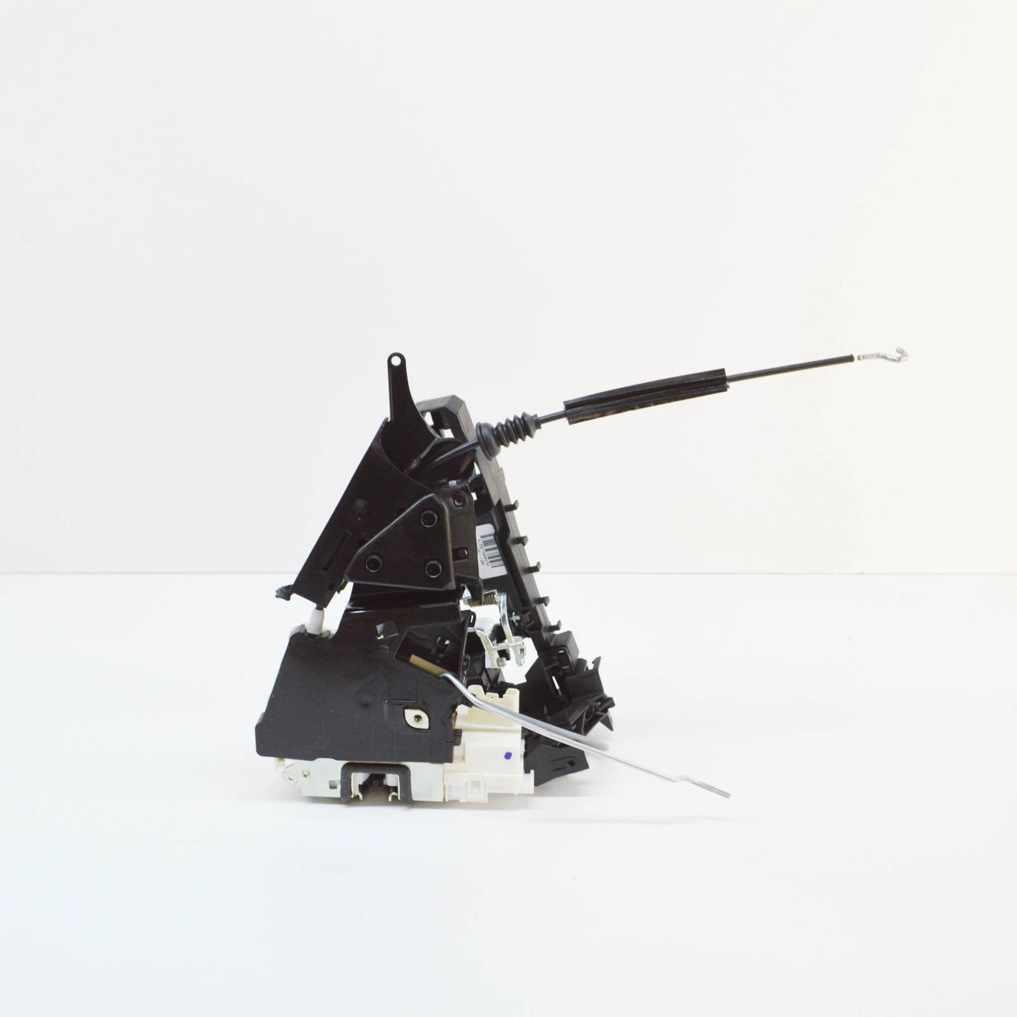 NEW MERCEDES-BENZ B W245 FRONT RIGHT DOOR LOCK LHD A1697204435