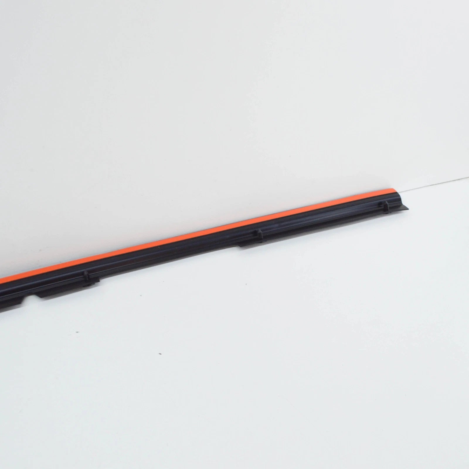 NEW MERCEDES-BENZ E W212 FRONT ENGINE HOOD GASKET A2128870098 ORIGINAL