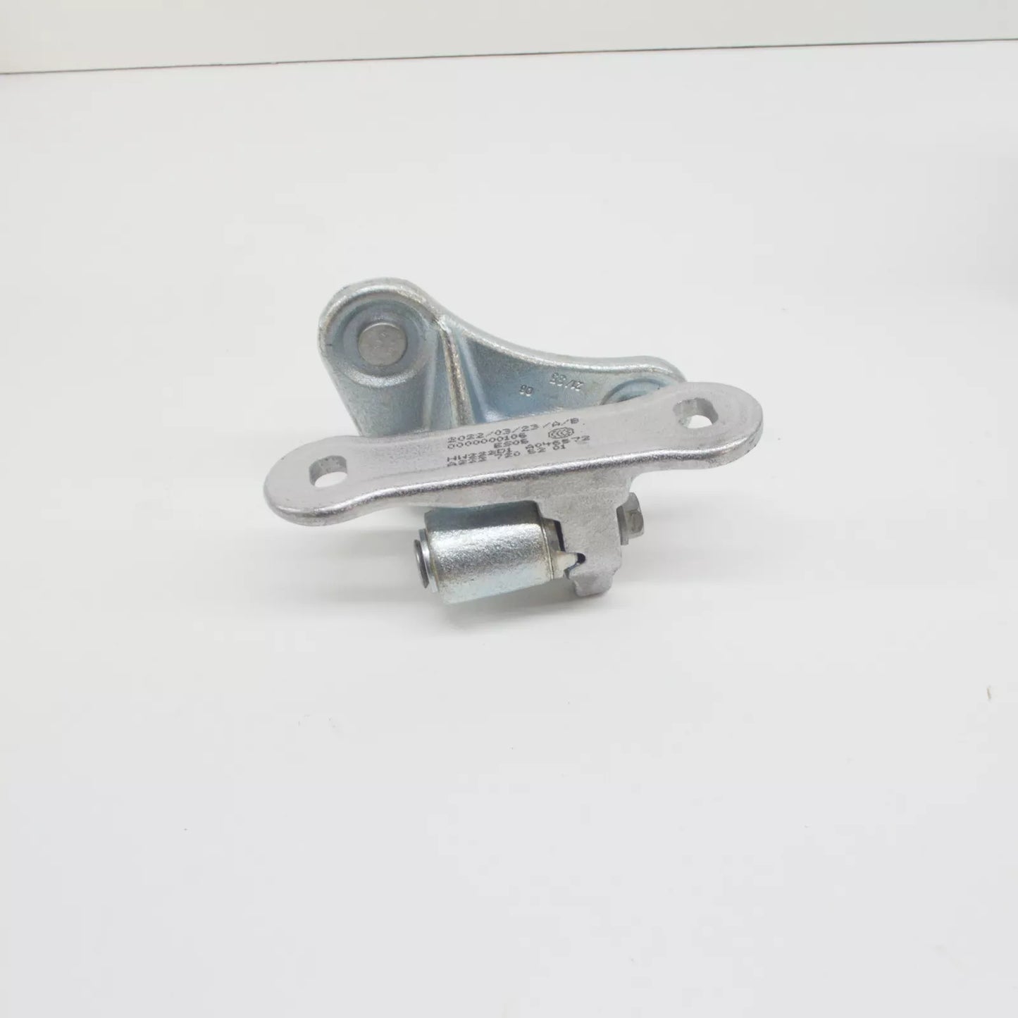 NEW MERCEDES-BENZ S W222 FRONT RIGHT DOOR LOWER HINGE A2227205201