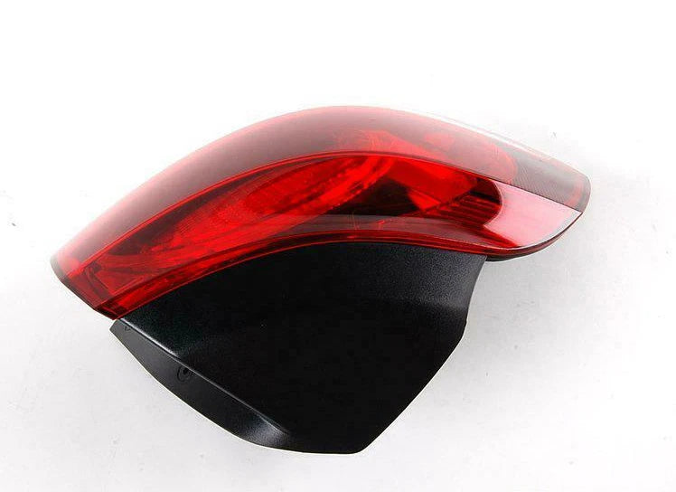 NEW VOLKSWAGEN GOLF MK6 REAR LEFT OUTER TAILLIGHT 5K0945095G