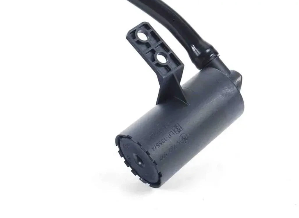 NEW BMW 6 E63 FUEL VENT PIPE 16136762595 6762595 ORIGINAL