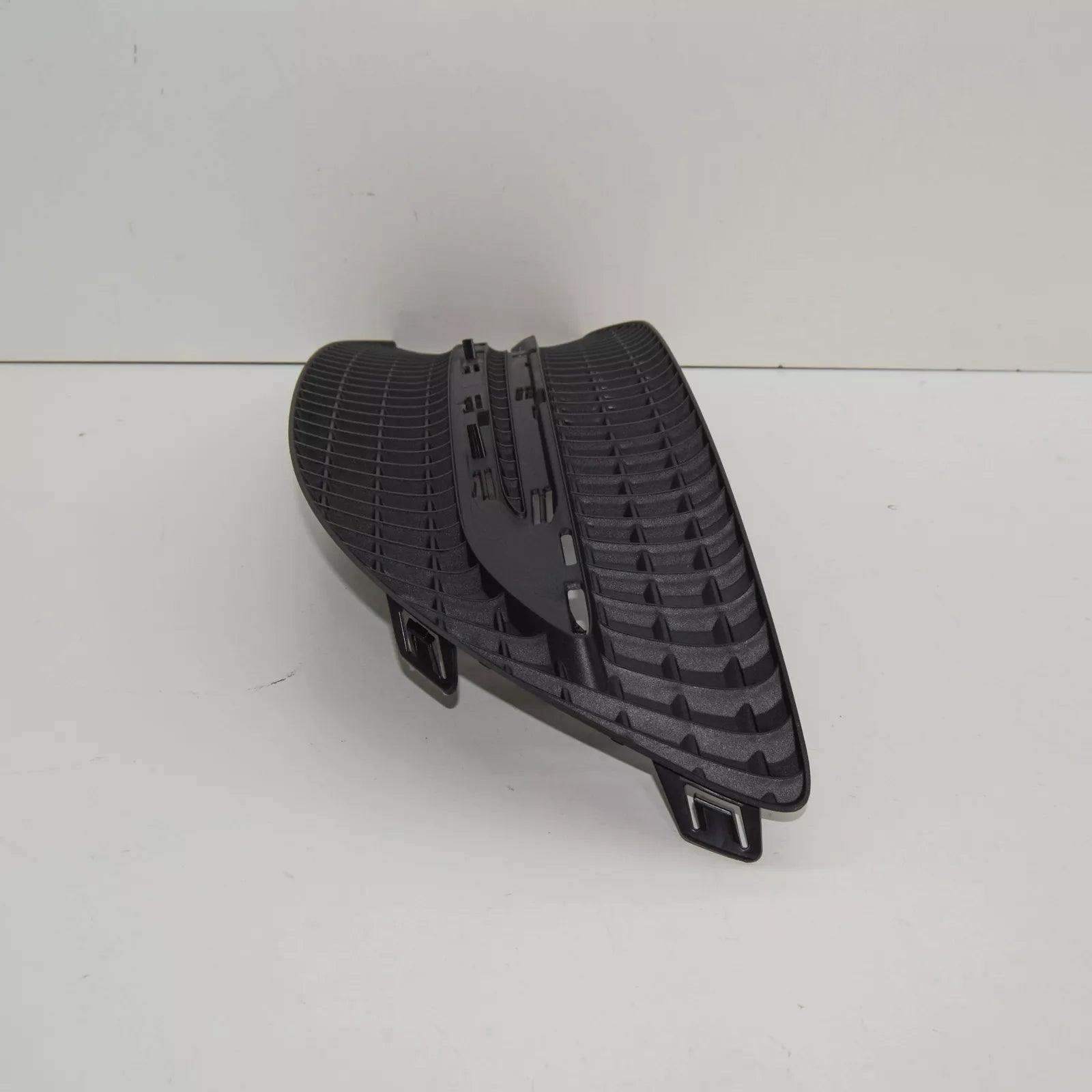 NEW MERCEDES-BENZ S W222 FRONT BUMPER RIGHT OUTER GRILLE A2228856200 ORIGINAL