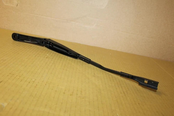 NEW AUDI A1 GB FRONT RIGHT WIPER BLADE ARM RHD 82C9554081P9 ORIGINAL