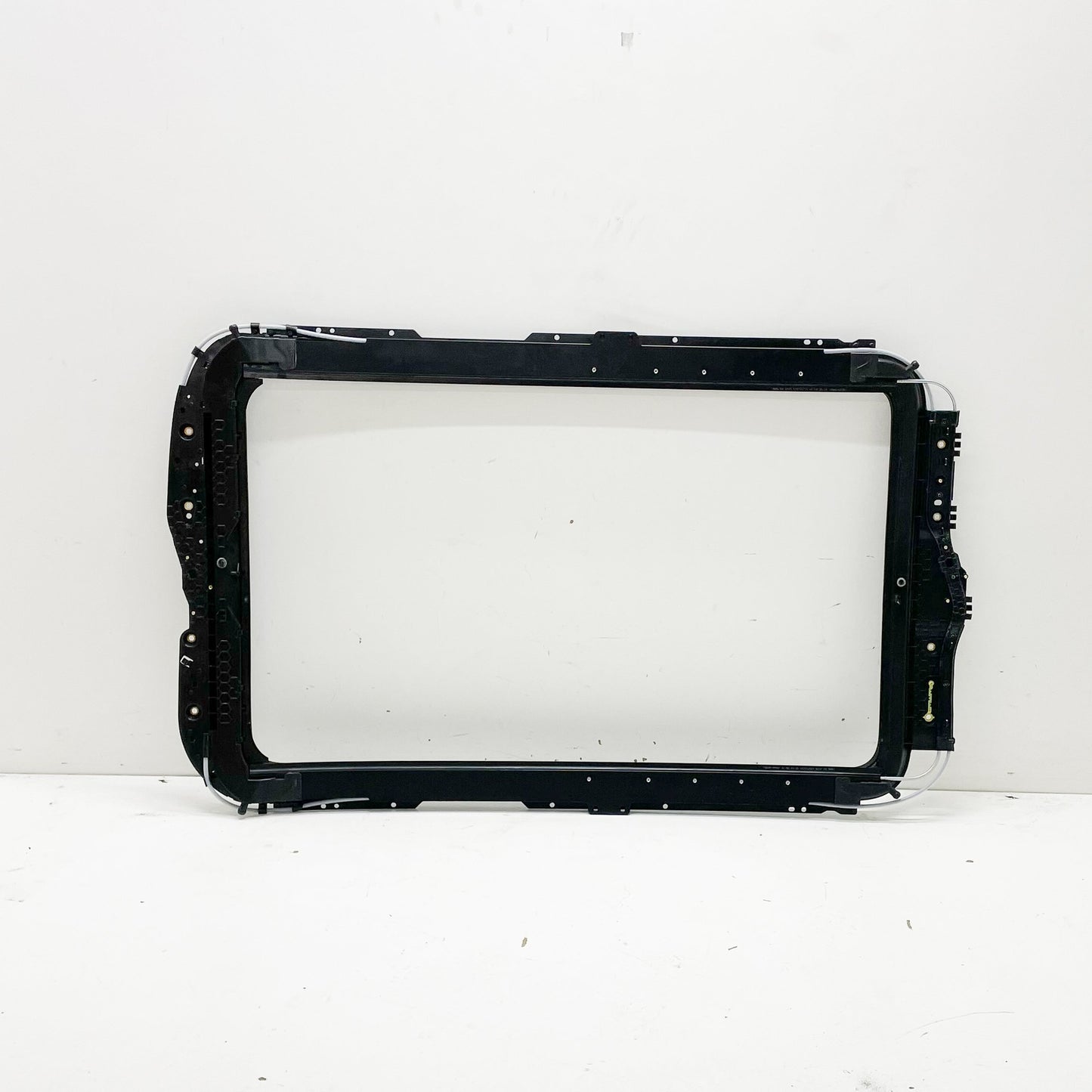 new volkswagen jetta mk6 sunroof frame 1k9877049a original