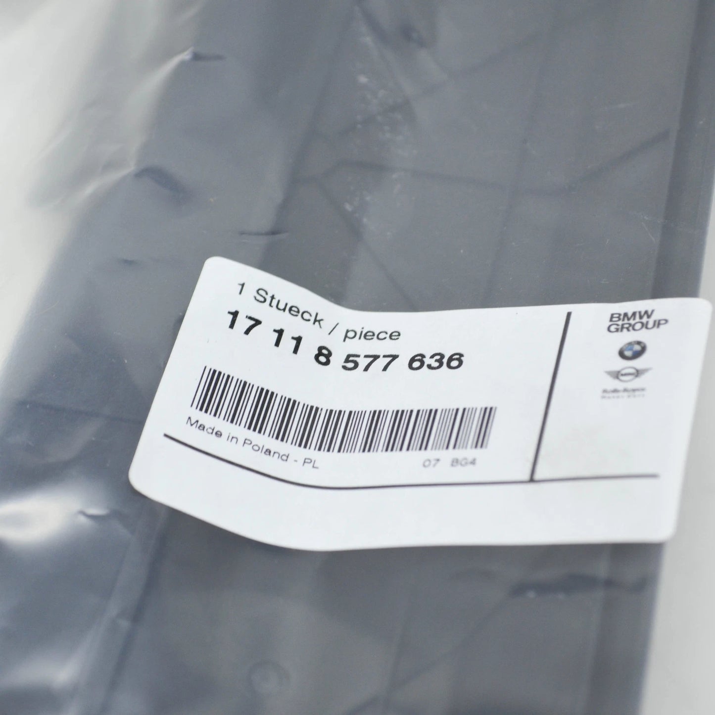 NEW BMW 7 G11 COOLANT RADIATOR UPPER TRIM 17118577636 8577636 2016 ORIGINAL