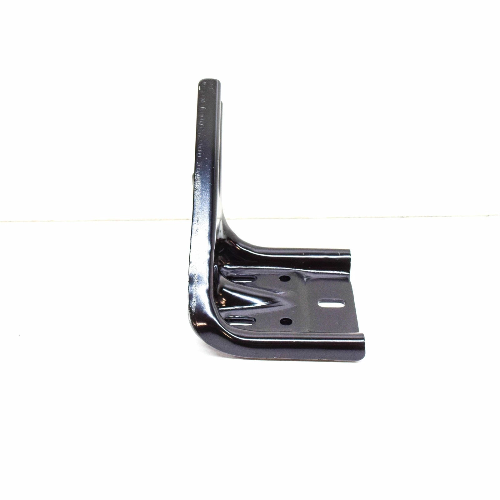 NEW MB VITO W639 SLIDING DOOR RIGHT BOTTOM BRACKET A6397630114