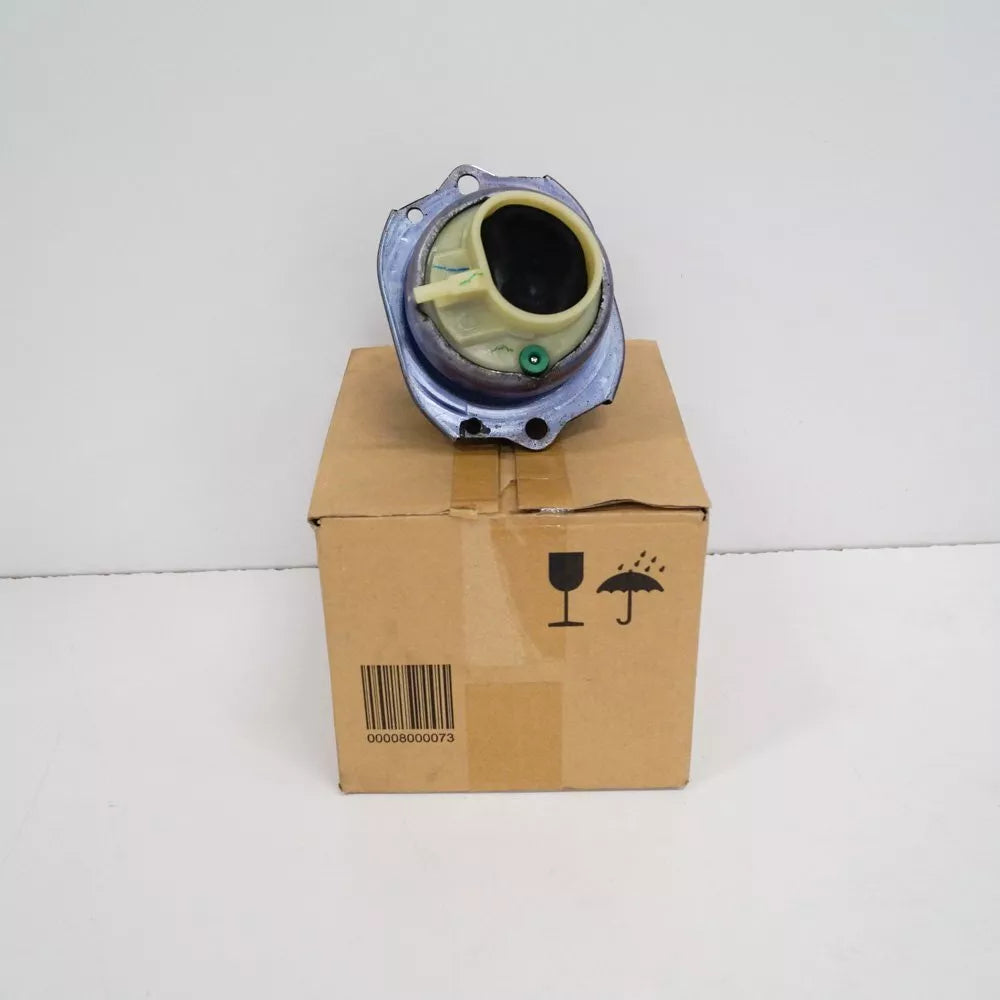 NEW BMW X5 F15 25DX RIGHT ENGINE MOUNT 22116853090 6853090 ORIGINAL