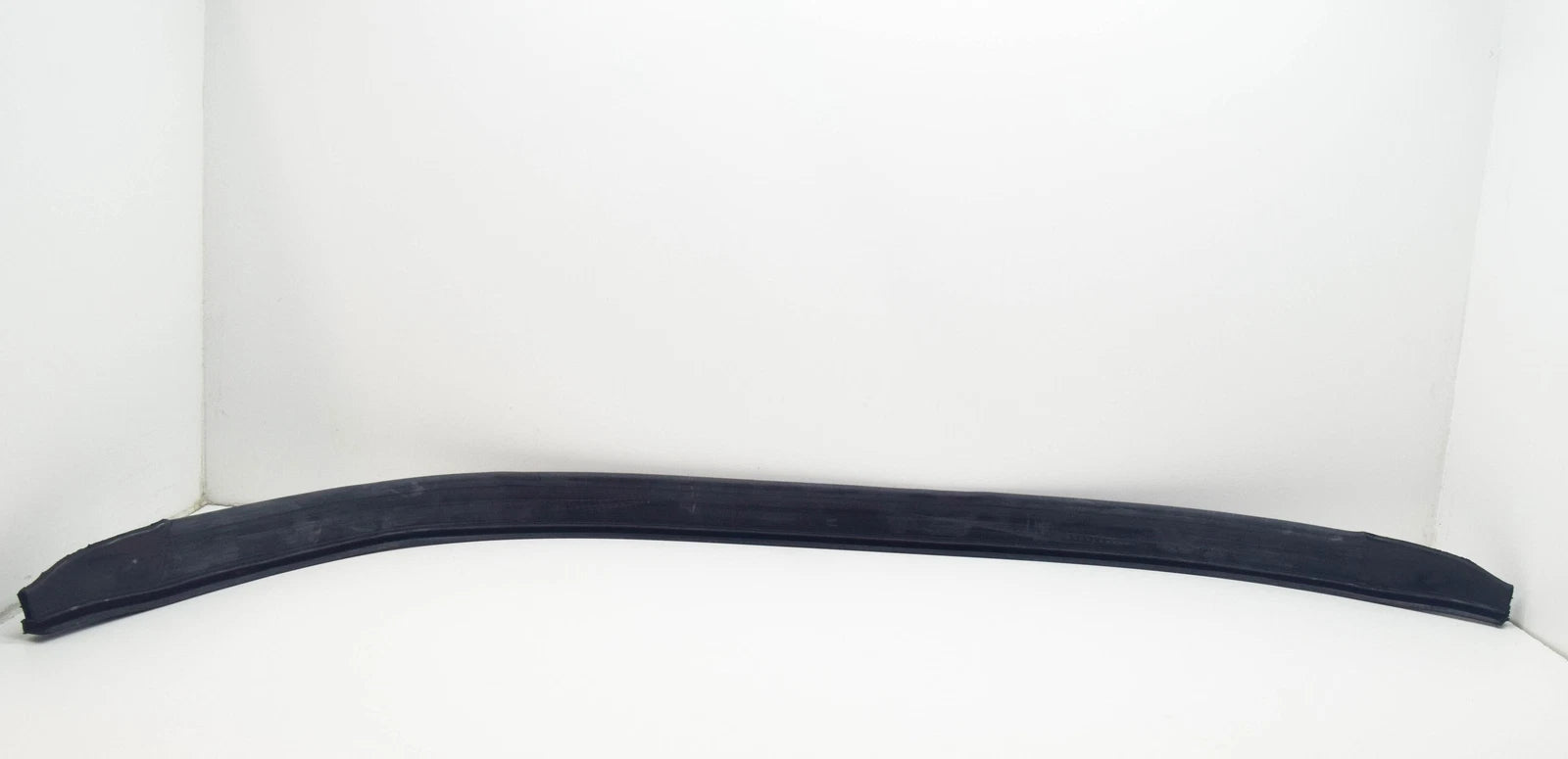 NEW MERCEDES-BENZ GLA X156 ENGINE COMPARTMENT RUBBER SEAL A1768310042 ORIGINAL