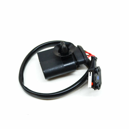 NEW VOLKSWAGEN PHAETON GP2 FRONT HOOD OPEN MICRO SWITCH LHD 3D0953236A