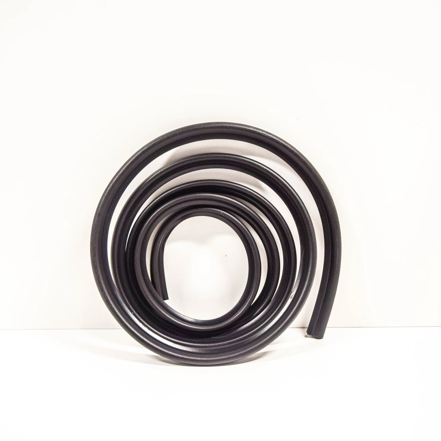 NEW BMW 5 GT F07 FRONT ENGINE HOOD SEALING  51767193412 7193412 ORIGINAL