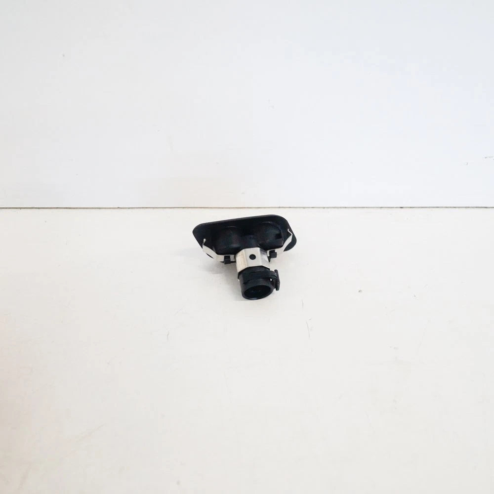 NEW BMW 5 E39 LEFT HEADLIGHT WASHER NOZZLE 61678360661 8360661 ORIGINAL