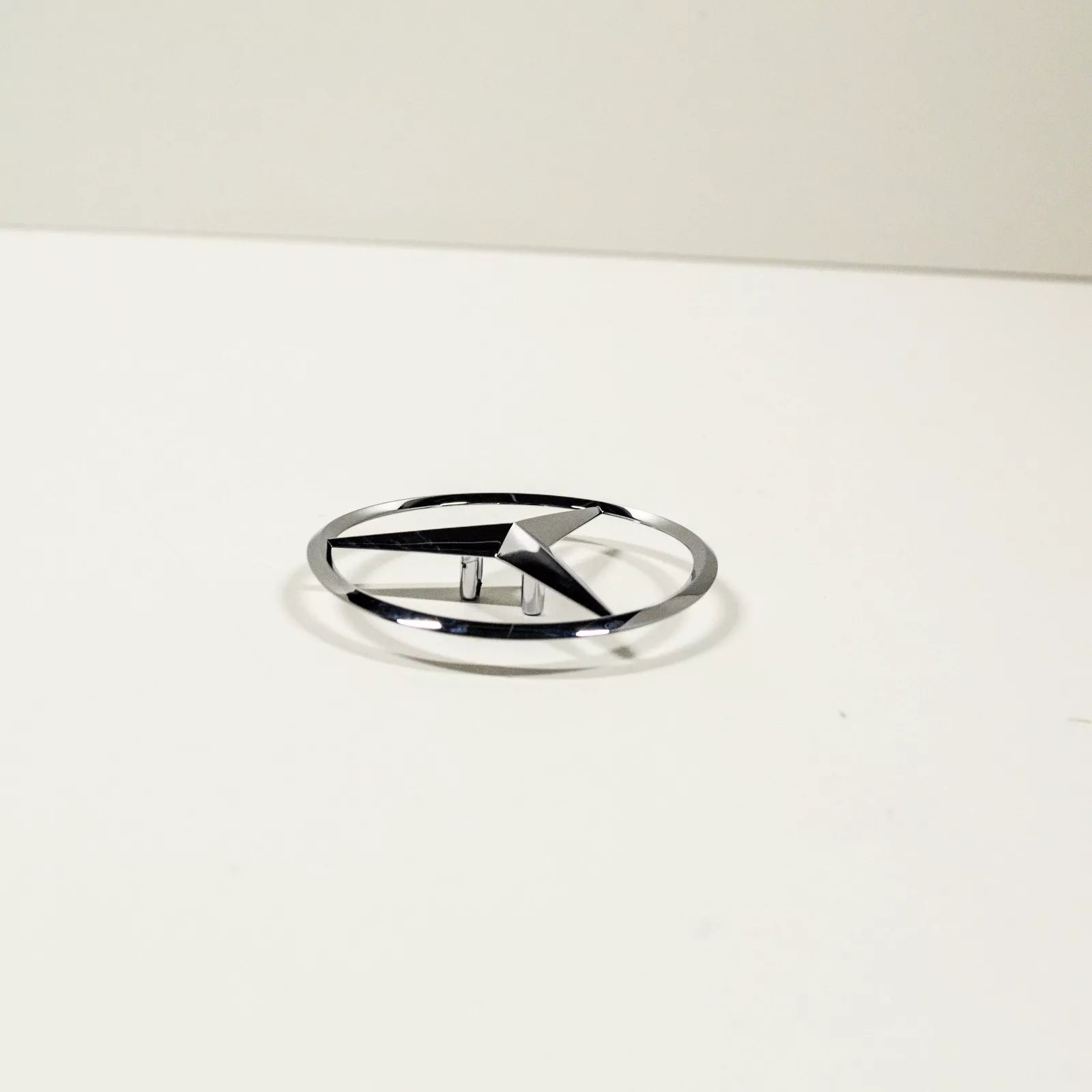 NEW MB E-CLASS COUPE C207 BOOT LID BADGE EMBLEM A2078170216 2015 ORIGINAL