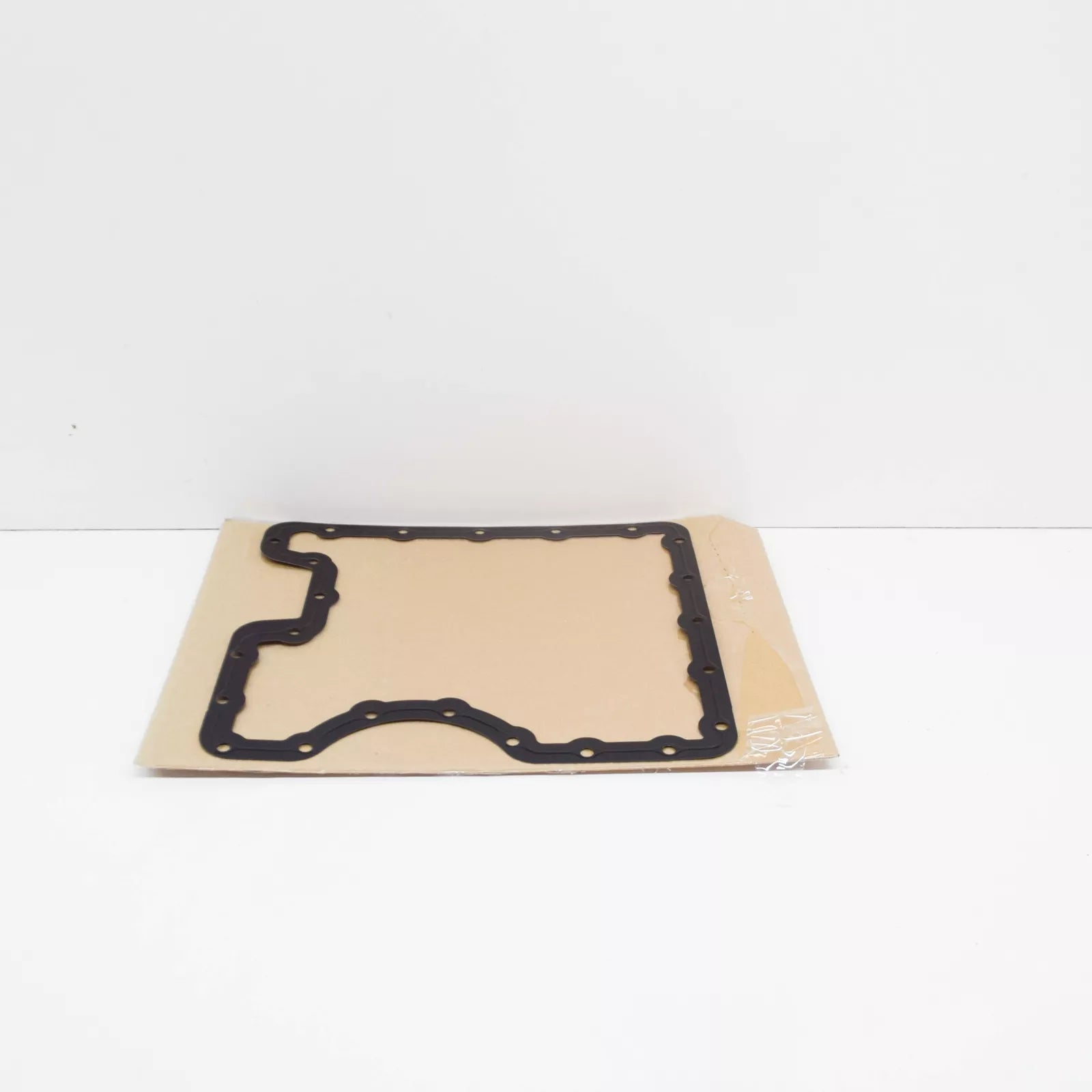 NEW BMW X5 E53 ENGINE LOWER OIL PAN GASKET 11137539582 4.8IS ORIGINAL