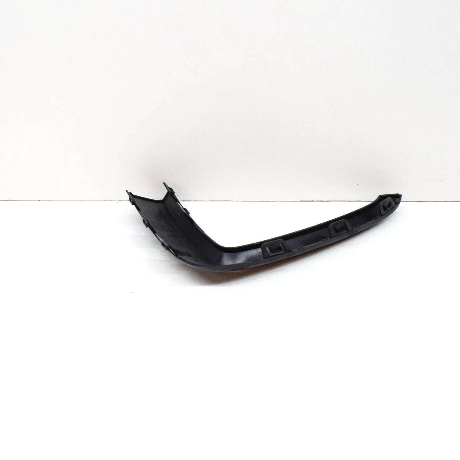 NEW BMW I3 I01 FRONT RIGHT BUMPER COVER TRIM 51117462300 ORIGINAL