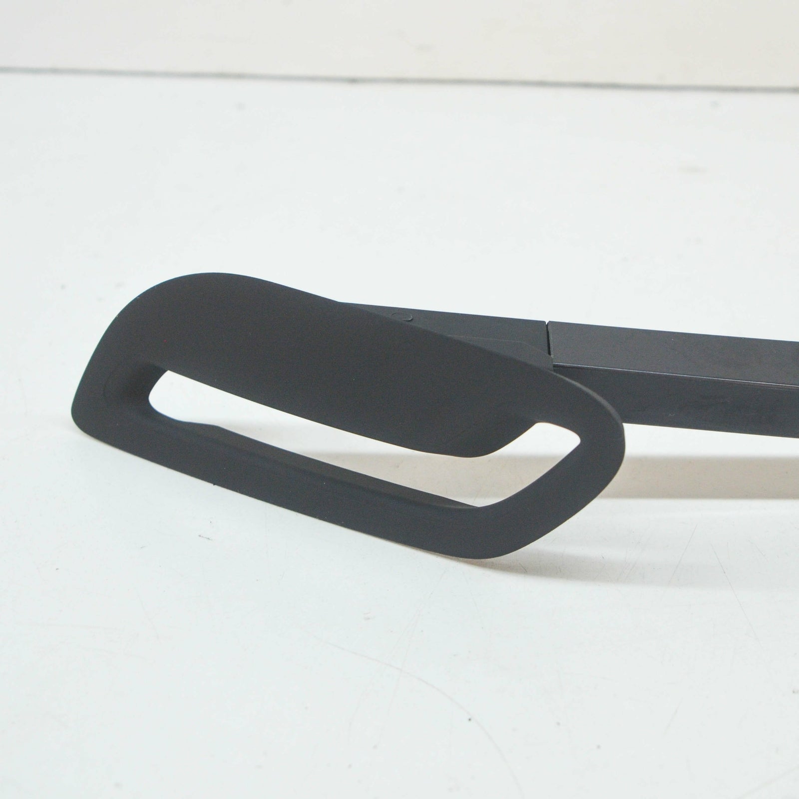 NEW AUDI A5 CABRIO 8F FRONT RIGHT SEAT BELT GUIDE 8F0859762A6PS ORIGINAL