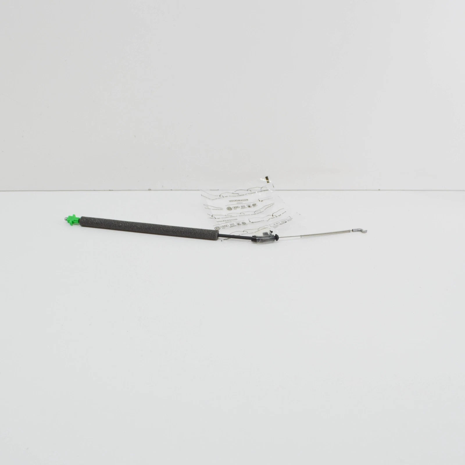 NEW VOLKSWAGEN TIGUAN MK1 TAILGATE BOWDEN CABLE LOCK CABLE 5NA827535 ORIGINAL